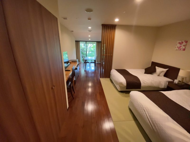 ホテル長良川の郷のリビング・ベッドルーム