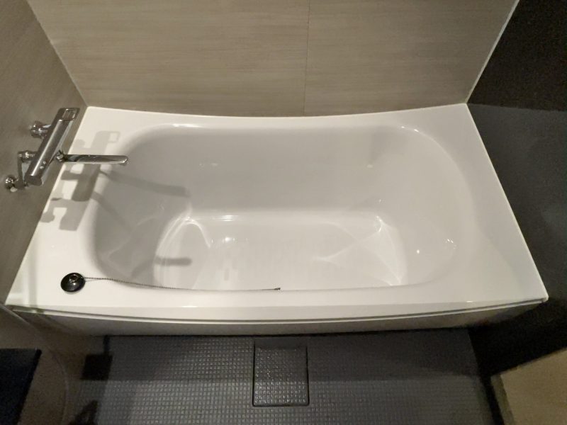 ホテルセンレン京都東山清水のバスタブ
