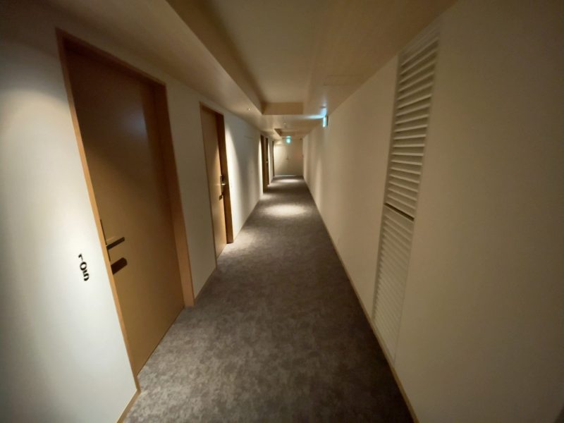 ホテルセンレン京都東山清水の客室廊下