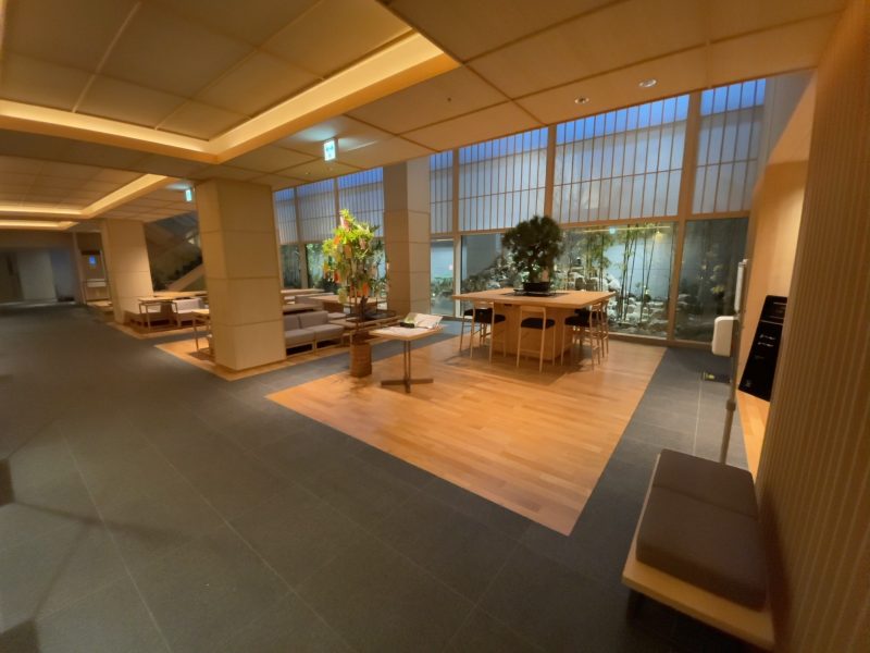 ホテルセンレン京都東山清水のフロント・ロビー1