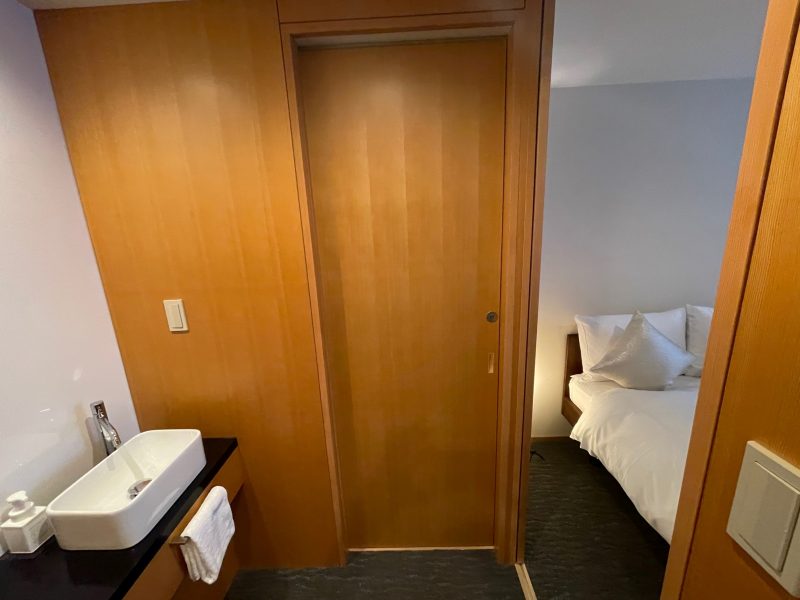ヴィラ三条室町・京都の2階トイレの扉