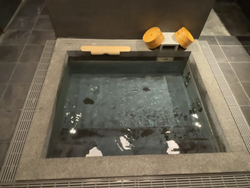 Nazuna京都御所の蔵風呂
