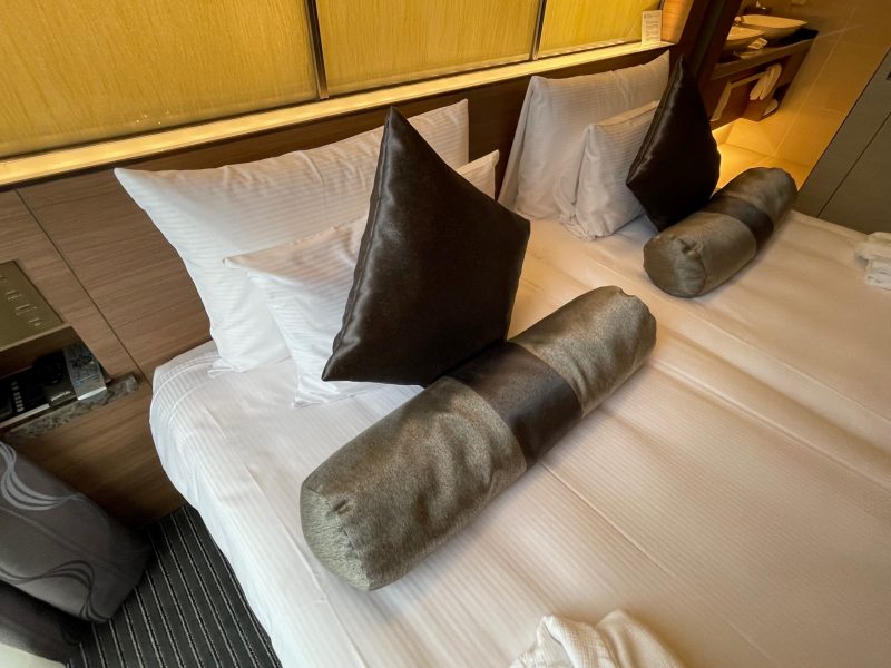 ストリングスホテル名古屋の枕
