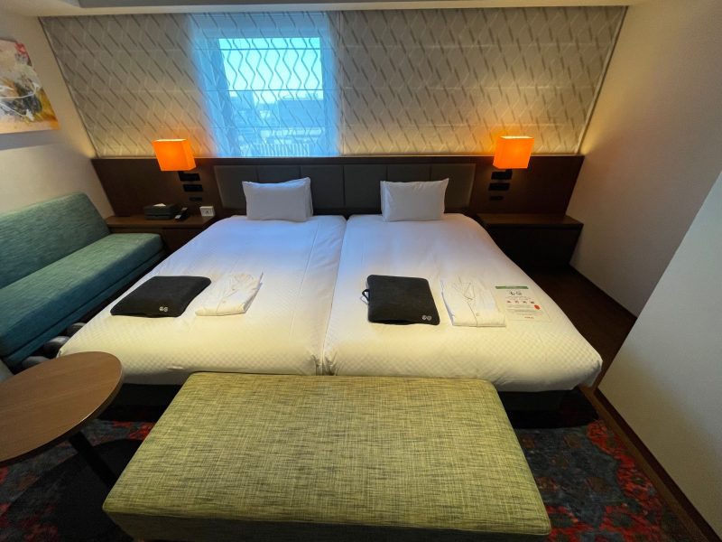 ホテルフォルツァ名古屋栄のベッド