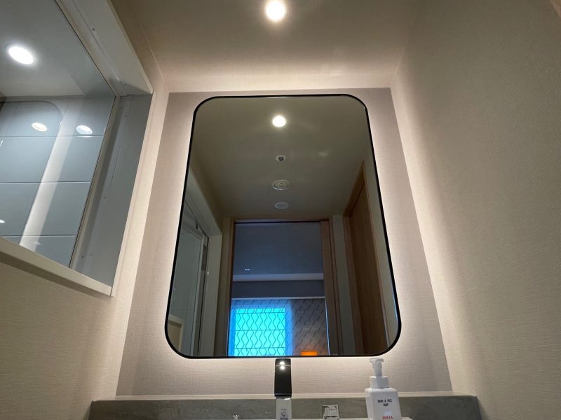 ホテルフォルツァ名古屋栄の洗面所鏡