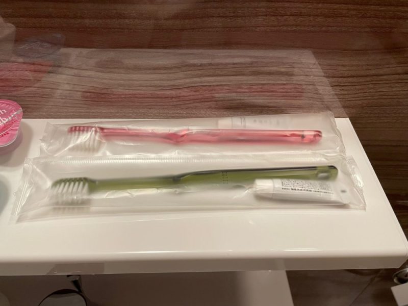 ホテルモントレル・フレール大阪の歯ブラシ