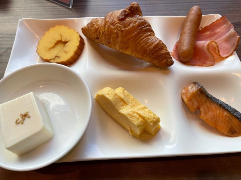 ホテルモントレル・フレール大阪の実際に盛り付けた朝食2