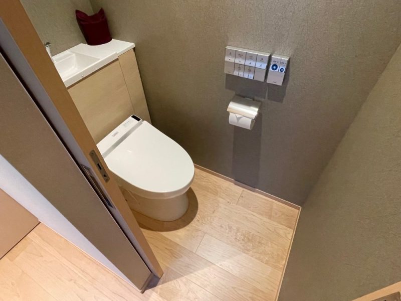 アゴーラ京都烏丸のトイレ1