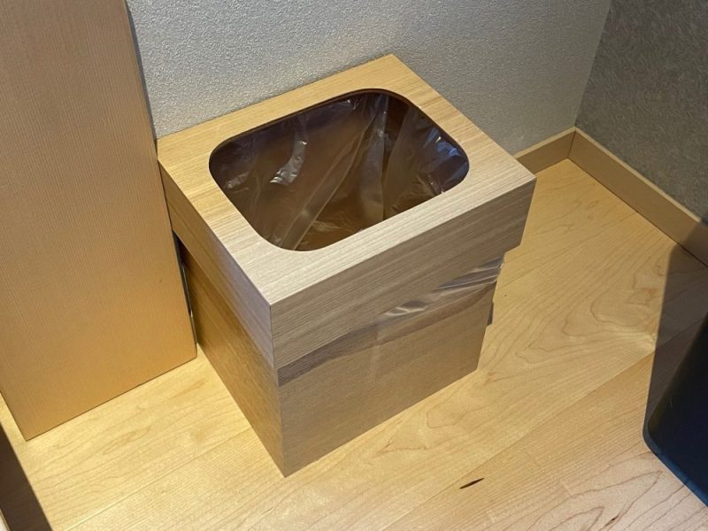 アゴーラ京都烏丸のゴミ箱