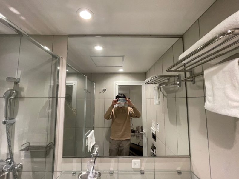 セカンド・バイ・ホテル・アンドルームス名古屋の洗面所鏡