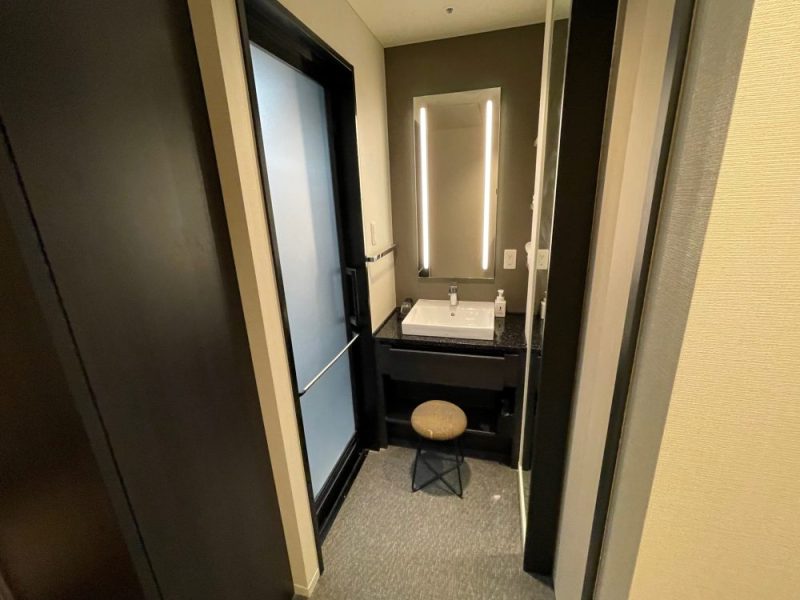 ホテル阪急レスパイア大阪の洗面所・お風呂・トイレ