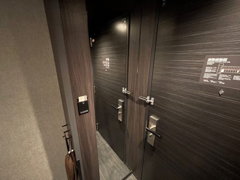 リッチモンドホテルプレミア京都四条の姿見鏡