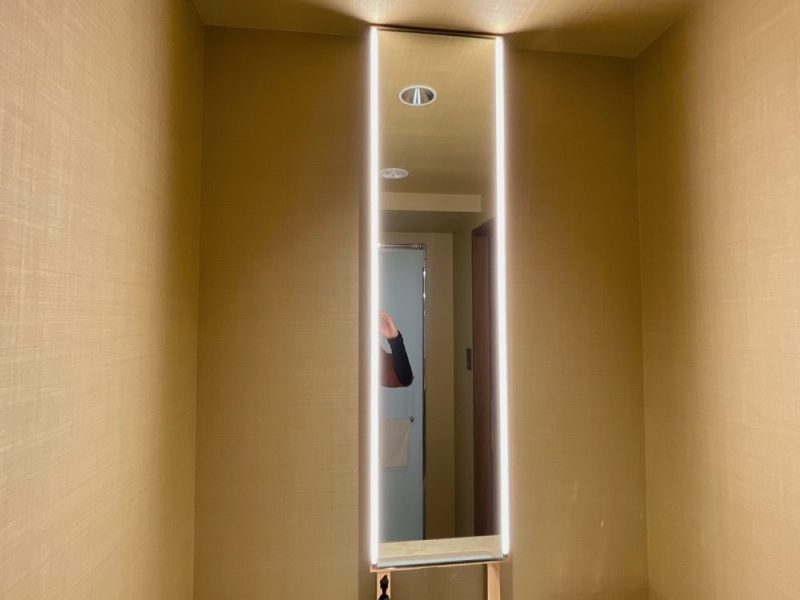 カンデオホテルズ京都烏丸六角の鏡