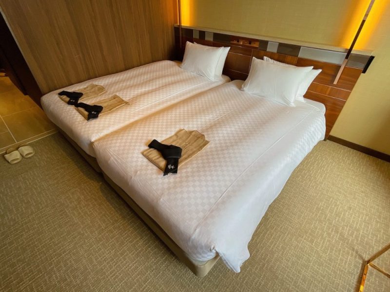 カンデオホテルズ京都烏丸六角のベッド